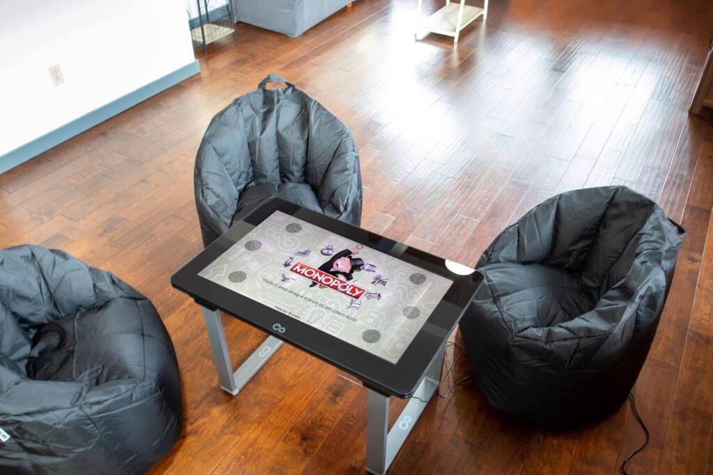 Вілла Centric Modern Loft W/ King Beds & Smart Gametable Рочестер Екстер'єр фото